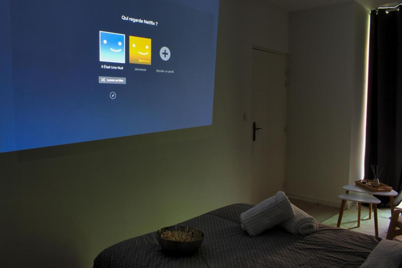 Studio Videoprojecteur & Popcorn - Proche Victoire Appartement Bordeaux Buitenkant foto