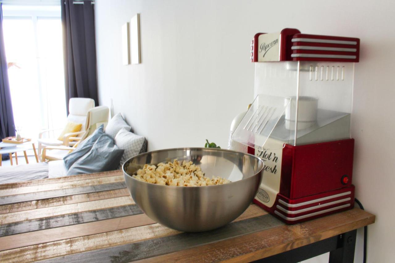 Studio Videoprojecteur & Popcorn - Proche Victoire Appartement Bordeaux Buitenkant foto